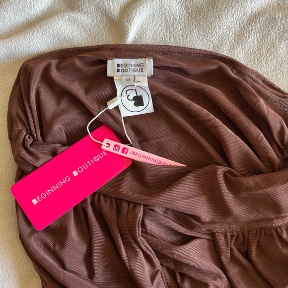 AU 10, US 6 - Beginning Boutique Brown Ruched Constance Mini Dress - Picture 7 of 8